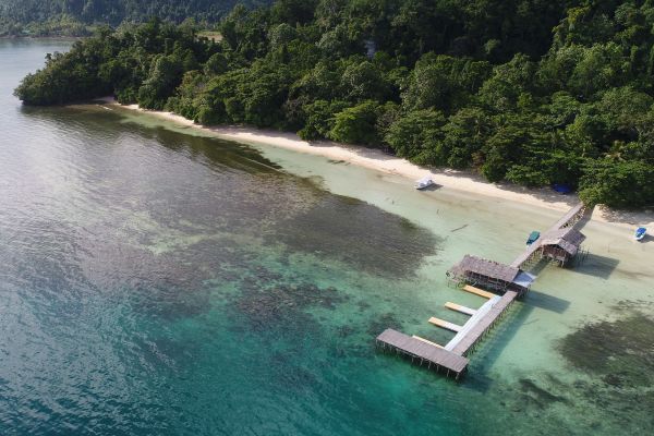 Waiwo Dive Resort